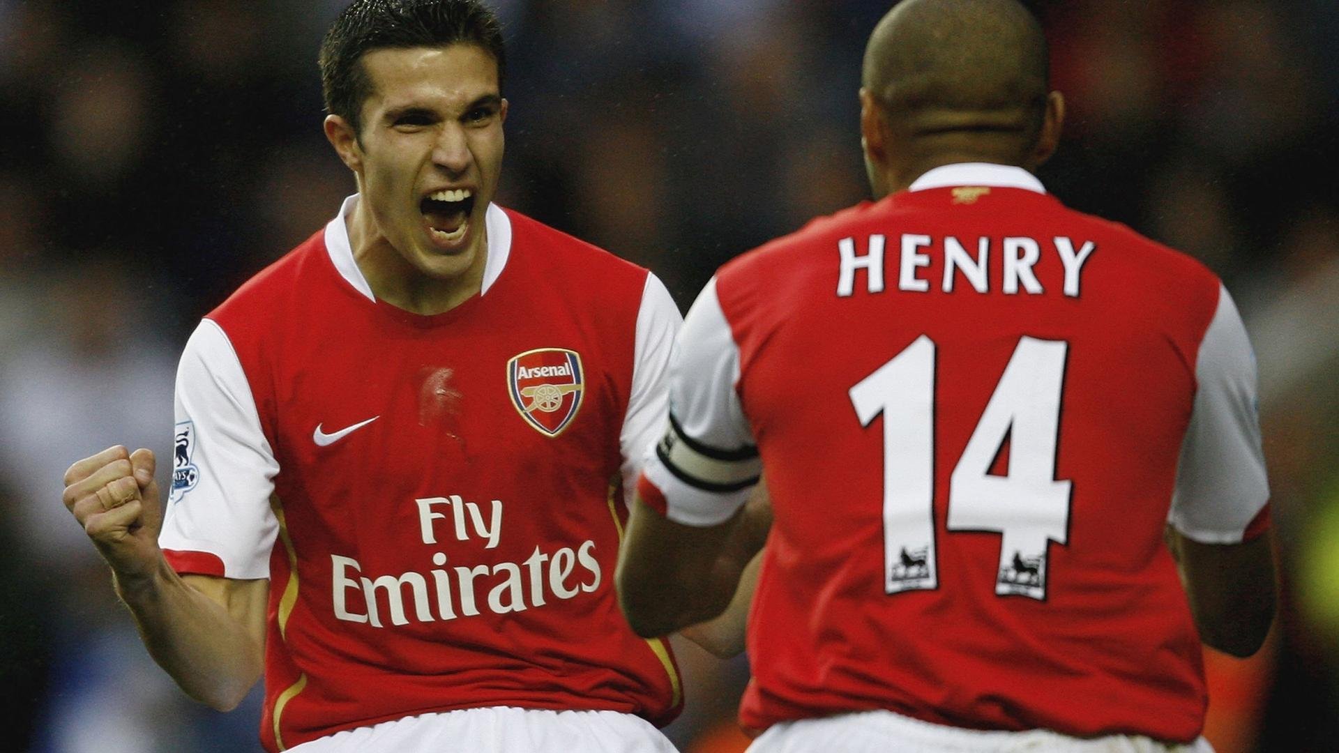 国际足球界关注:新兴足球联赛崛起引发行业震动,足球新势力